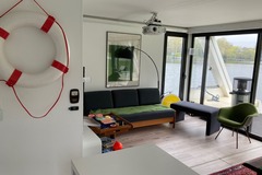 Renting out: Fully equipped cozy houseboat loft in the heart of Berlin
