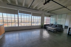 Renting out: Open Loft Space with Broad Windows