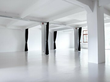 Renting out: Yakeu Rental Studio in Hamburg city / Germany