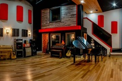 Renting out: Nashville Recording Studio and Content Creation Facility