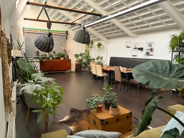 Vermieten: Photo and filmstudio and meeting space