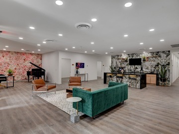 Renting out: Mid Century Modern Production Space in Downtown Las Vegas